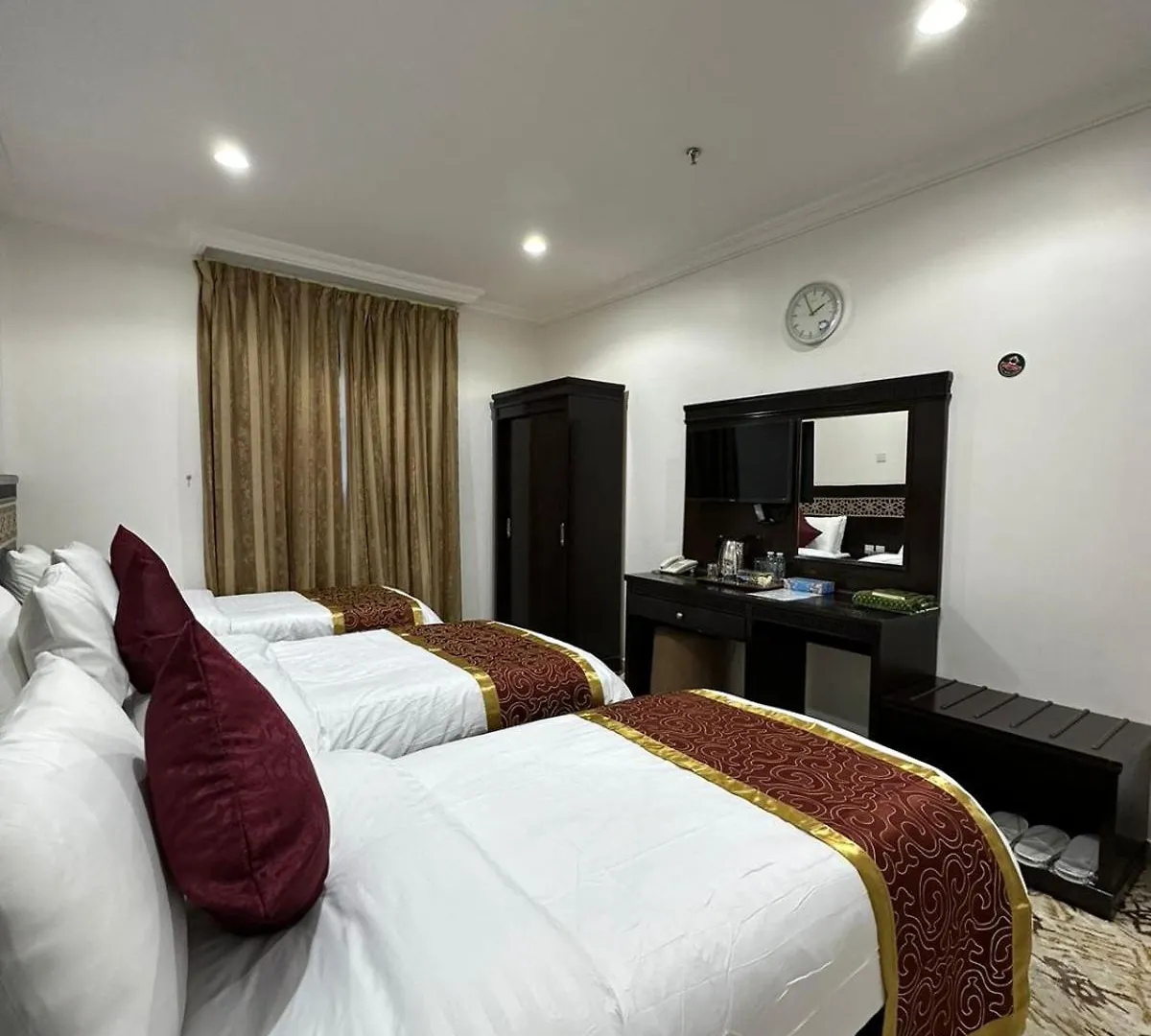 Nuzha Sqaure Hotel مكة
